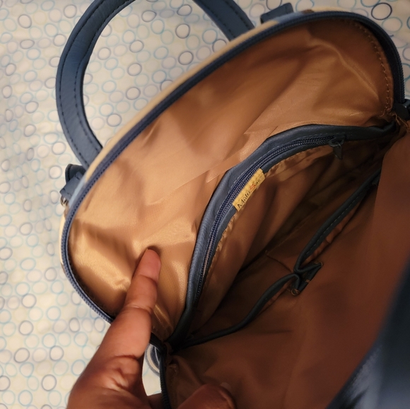 Backpack - Picture 12 of 12